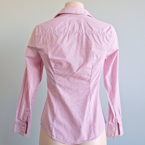 🅱️🅾️G🅾️ Banana Republic Non-iron fitted shirt in red stripes - Picture 4 of 10